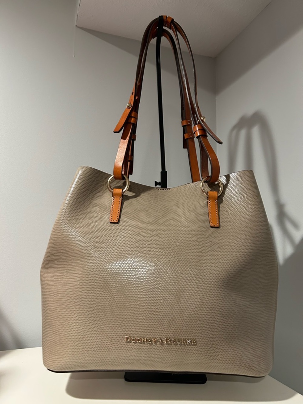 Dooney & Bourke Sienna Briana Textured Leather Tote w Matching Wristlet NWOT - Picture 3 of 13